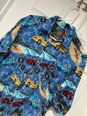 ISLAND COLLECTION Vintage Corvette Print Hawaiian Button-Up Shirt